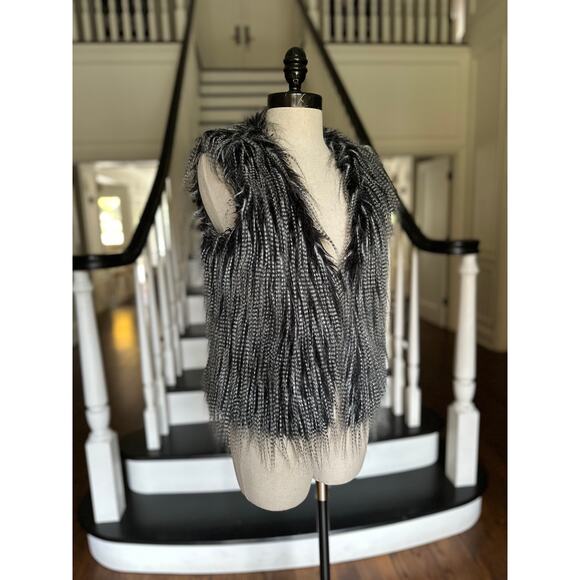 Forever 21 Faux Fur Vest Zebra Feather Apres Ski Bohemian Festival Fall Winter - Picture 4 of 11